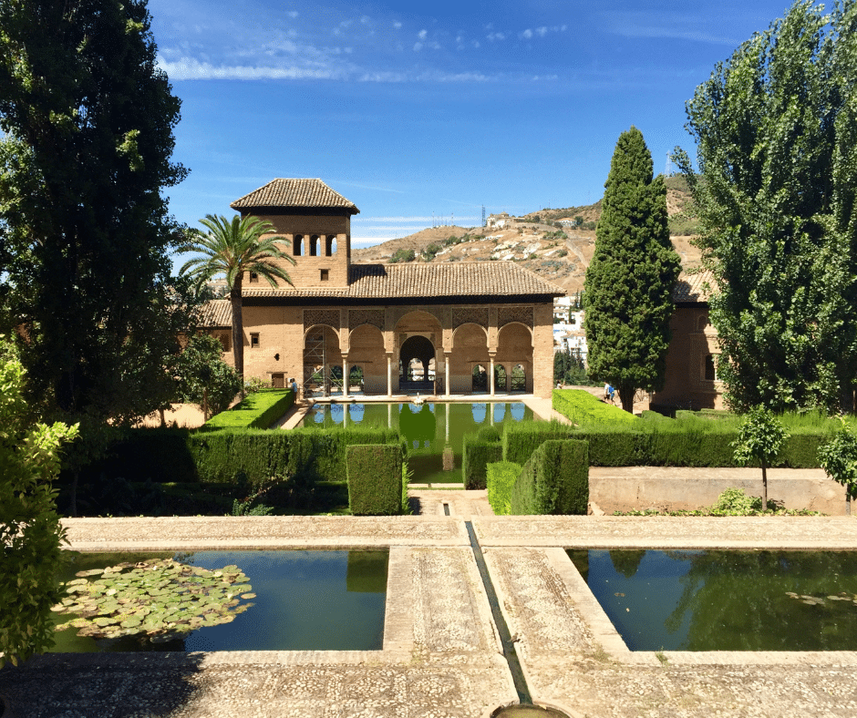 Alhambra de Granada patio