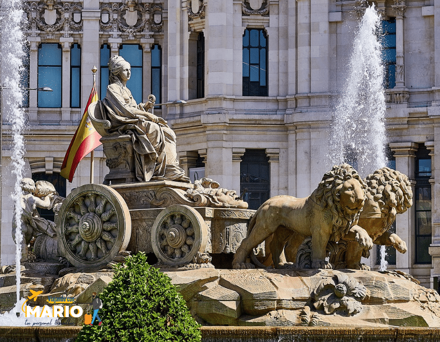 Cibeles de Madrid en primavera