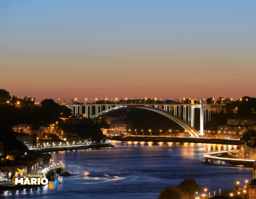 Puente Don Luis I visita a Oporto